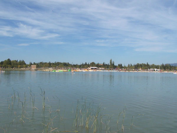 Vue générale du Lac de Beaulieu